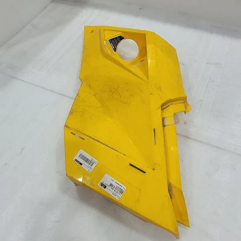 Yellow RH Rear Lateral 50% Nouveauté